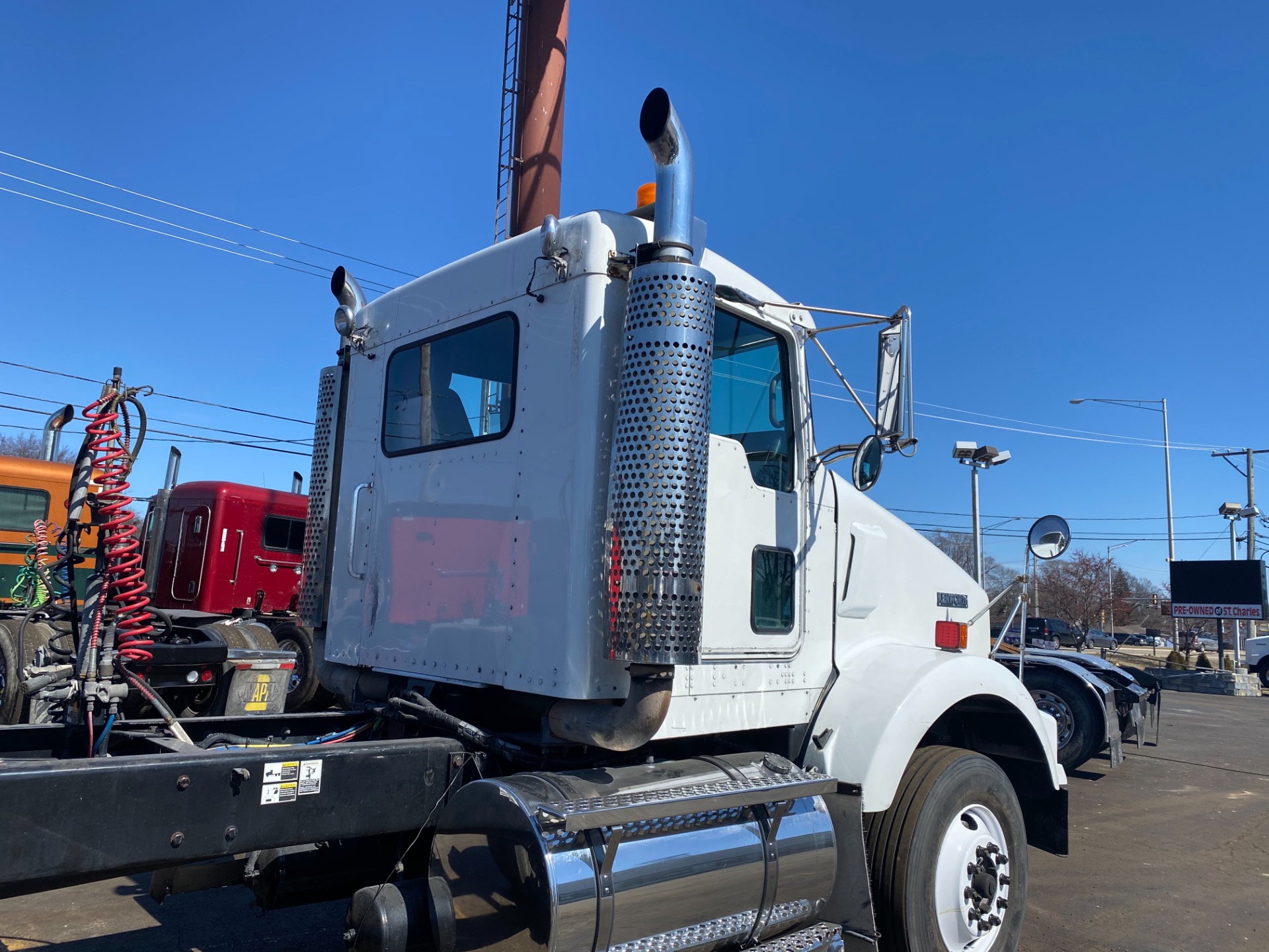 Used-2006-KENWORTH-T800-Day-Cab---CAT-C15