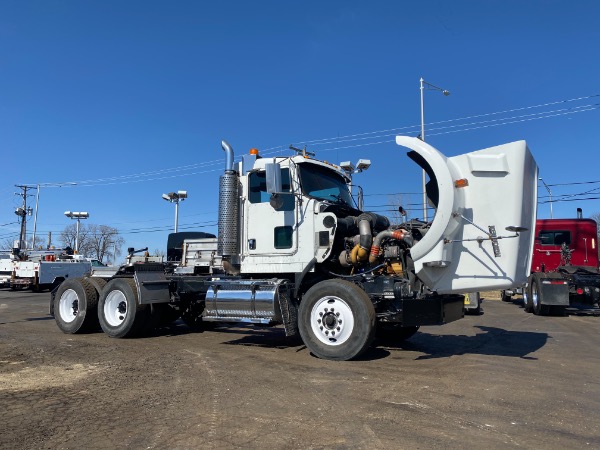 Used-2006-KENWORTH-T800-Day-Cab---CAT-C15