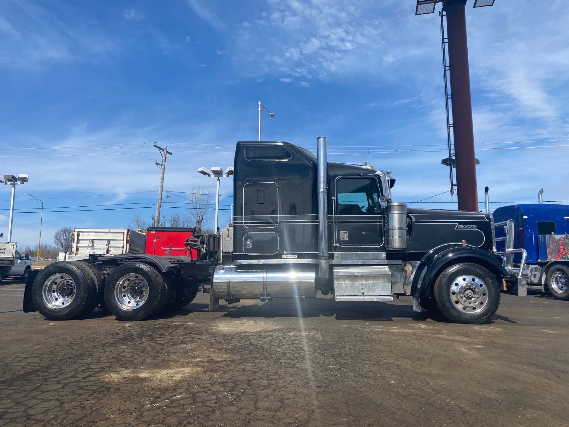 Used-2000-KENWORTH-W900-Sleeper-Cab---CAT-3406E---550-HP