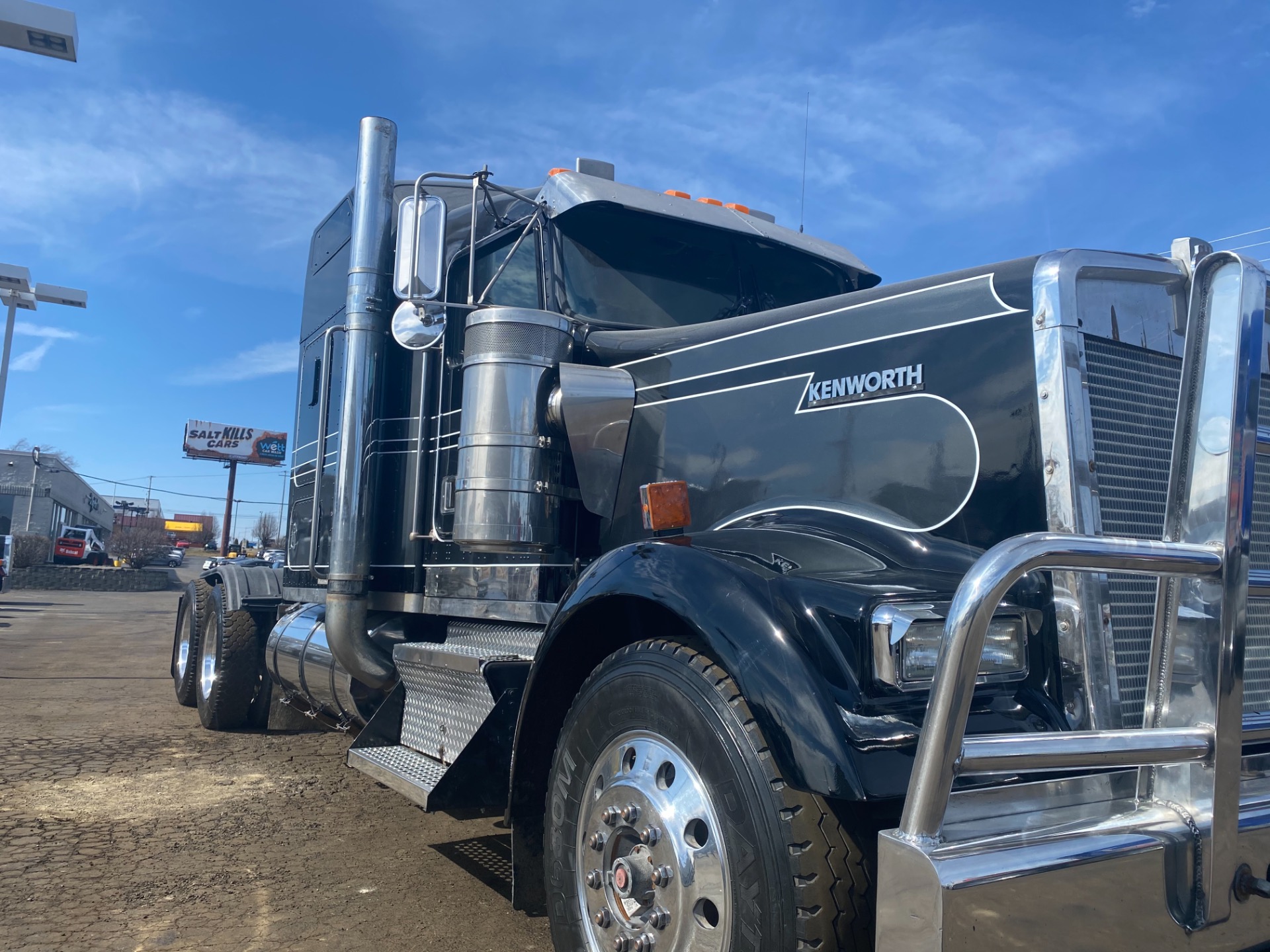 Used-2000-KENWORTH-W900-Sleeper-Cab---CAT-3406E---550-HP