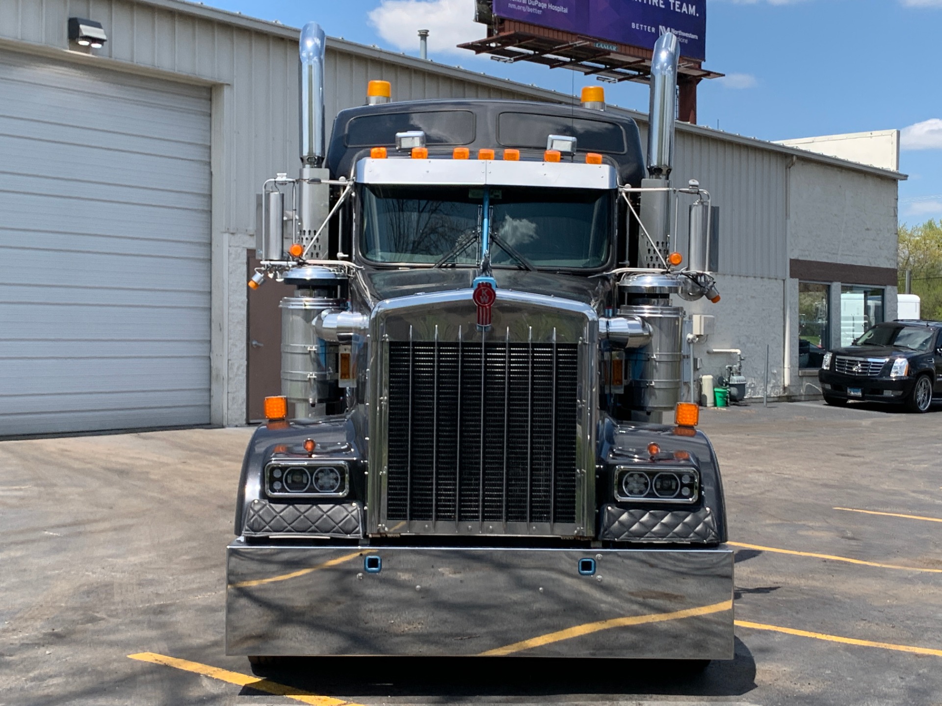 Used-2013-Kenworth-W900-L-SLEEPER-AeroCab-Sleeper-Cab---Cummins-ISX