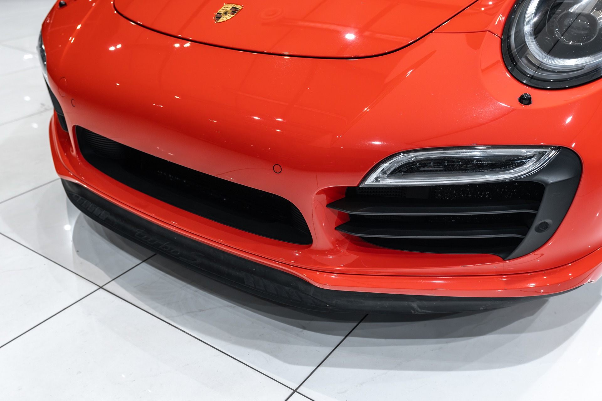 再大赤字最終価格、‼️1/18ポルシェ911ターボS 2016 [✨激レア 再大赤字最終価格、‼️1/18ポルシェ911ターボS 2016 [✨激レア