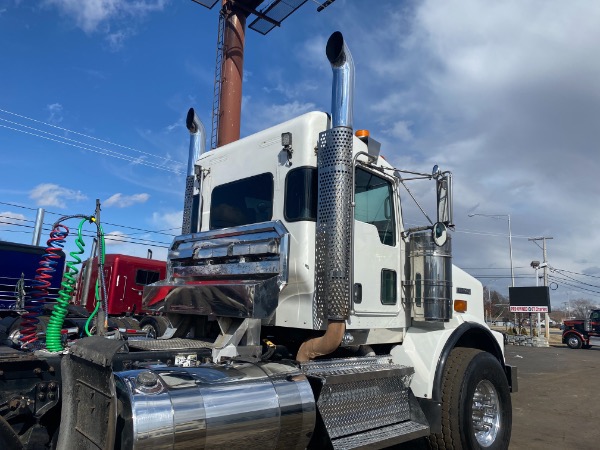 Used 2009 KENWORTH T800 Cummins ISX - 600HP for sale Sold at Chicago Motor Cars in West Chicago IL 60185 4