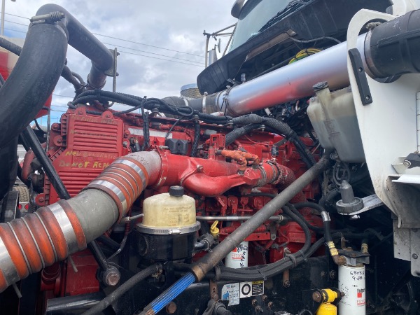 Used 2009 KENWORTH T800 Cummins ISX - 600HP for sale Sold at Chicago Motor Cars in West Chicago IL 60185 5
