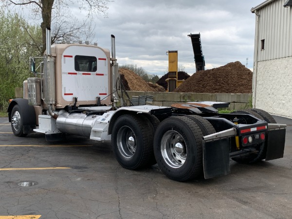 Used 2000 Peterbilt 379 UltraCab Day Cab - CAT C15 6NZ - 475 HP for sale Sold at Chicago Motor Cars in West Chicago IL 60185 3