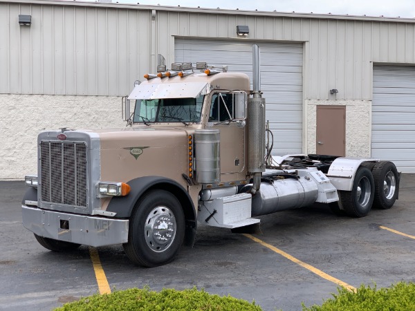 Used 2000 Peterbilt 379 UltraCab Day Cab - CAT C15 6NZ - 475 HP for sale Sold at Chicago Motor Cars in West Chicago IL 60185 1
