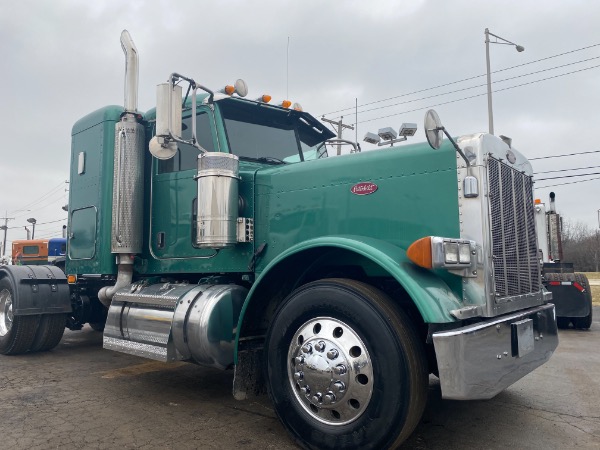 Used-2006-PETERBILT-379