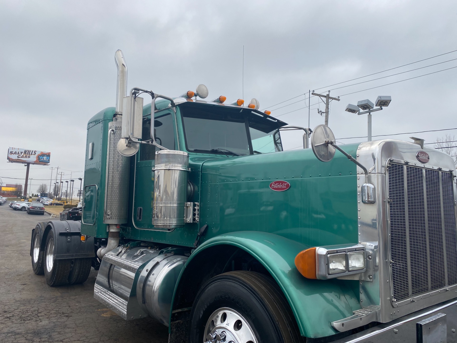 Used-2006-PETERBILT-379