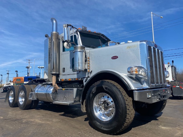 Used-2009-PETERBILT-388