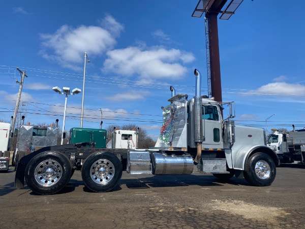 Used 2009 PETERBILT 388 for sale Sold at Chicago Motor Cars in West Chicago IL 60185 4