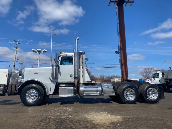Used 2009 PETERBILT 388 for sale Sold at Chicago Motor Cars in West Chicago IL 60185 6