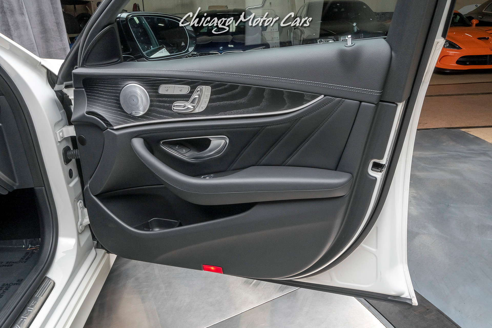 Used-2018-Mercedes-Benz-E43-AMG-Premium-2-Pkg-PANO-ROOF-DESIGNO-WHITE