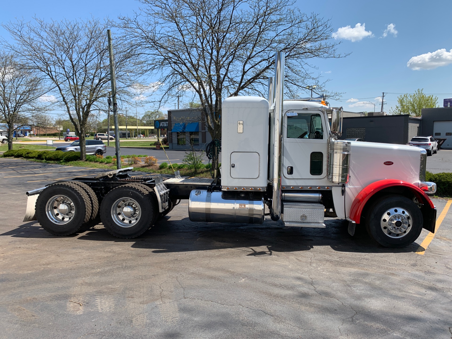 Used-2016-Peterbilt-389-GLIDER-Cummins-N14---13-Speed-Manual