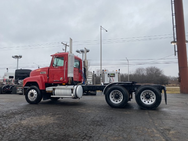 Used-1999-MACK-CH613