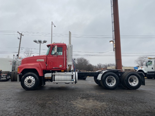 Used-1999-MACK-CH613