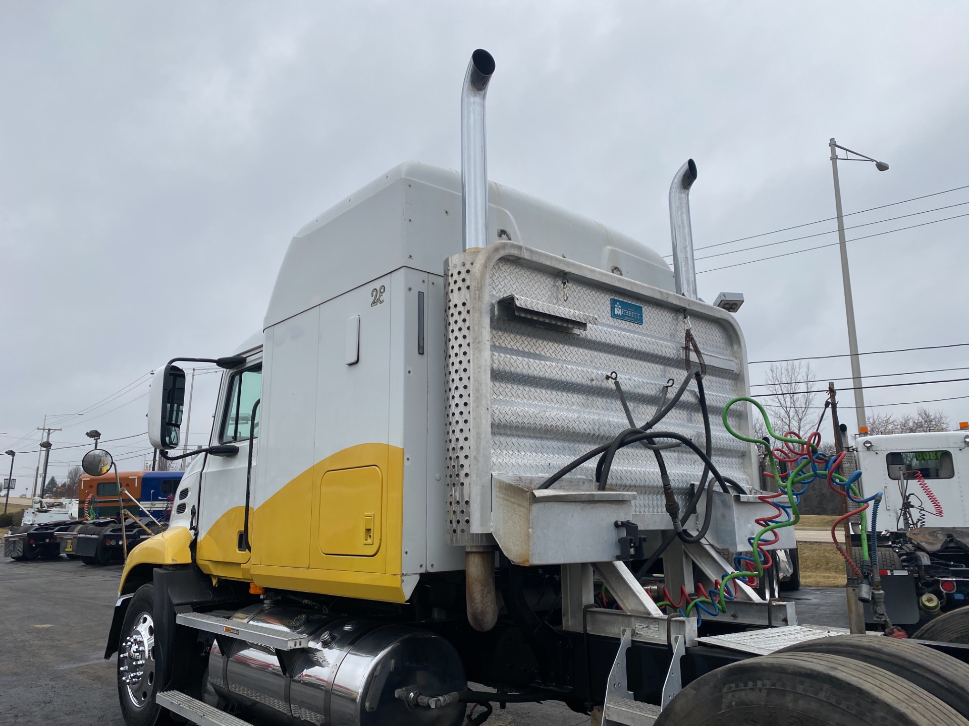 Used-2000-MACK-CX613