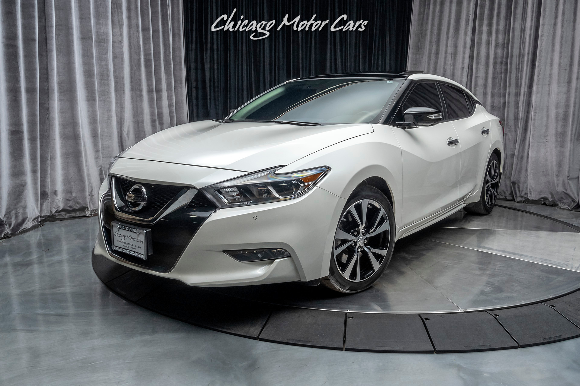 Used-2018-Nissan-Maxima-35-Platinum-LOADED-Navigation-Pano-Roof-BOSE-Sound