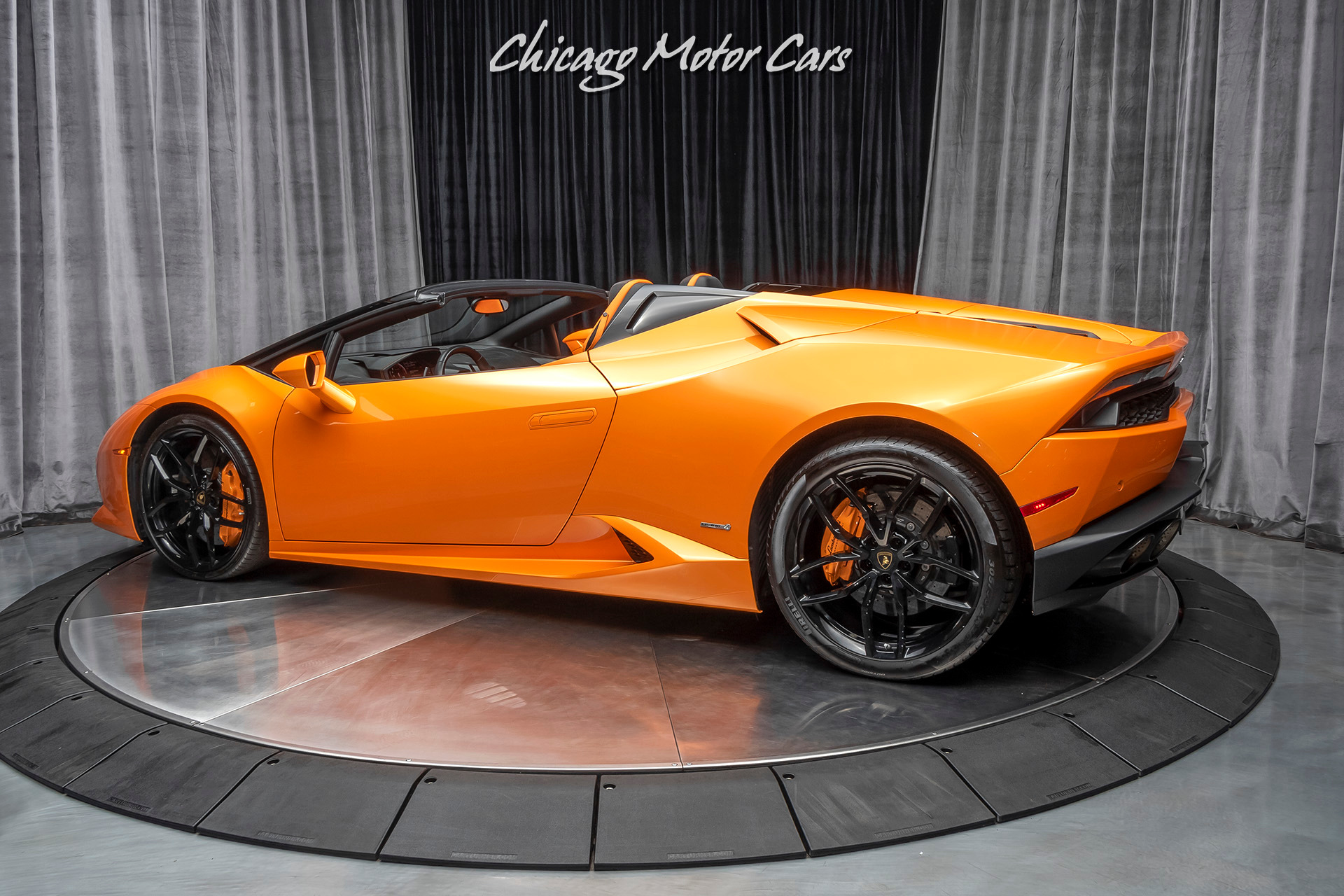 Used-2017-Lamborghini-Huracan-LP-610-4-Spyder-MSRP-312K-CUSTOM-EXTERIOR---INTERIOR