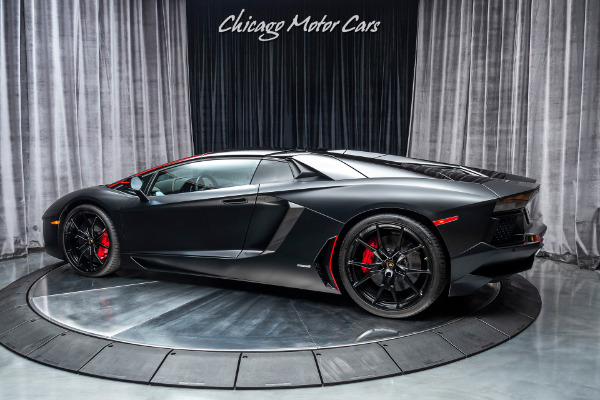 Used 2016 Lamborghini Aventador LP700-4 Pirelli Edition Roadster MSRP $476K+ 1 OF 30 PRODUCED FOR THE U.S.! for sale Sold at Chicago Motor Cars in West Chicago IL 60185 5