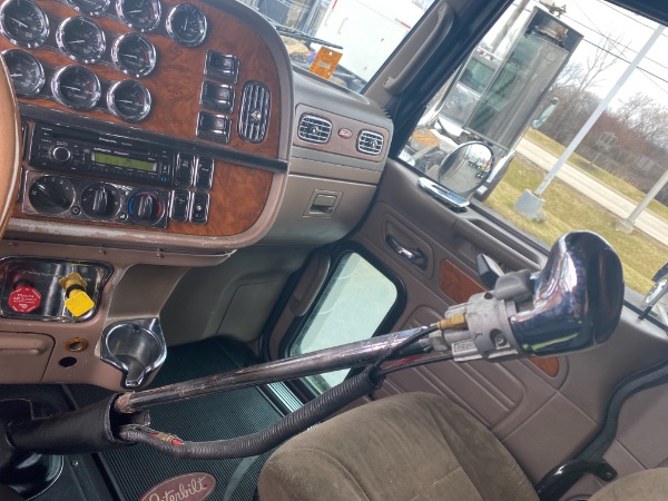 Used-2007-PETERBILT-379