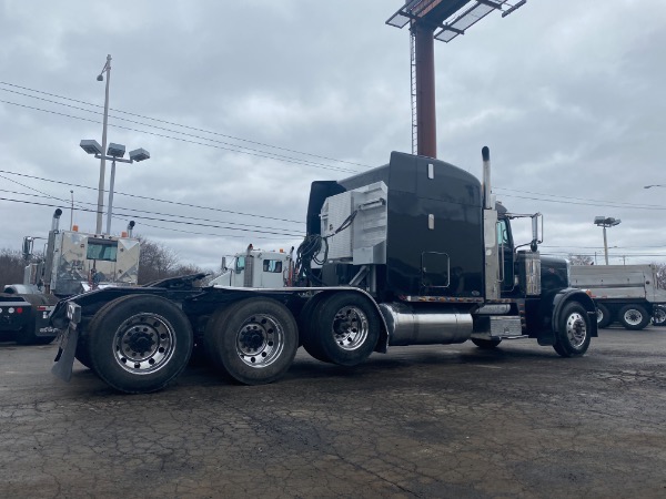 Used 2007 PETERBILT 379 for sale Sold at Chicago Motor Cars in West Chicago IL 60185 4