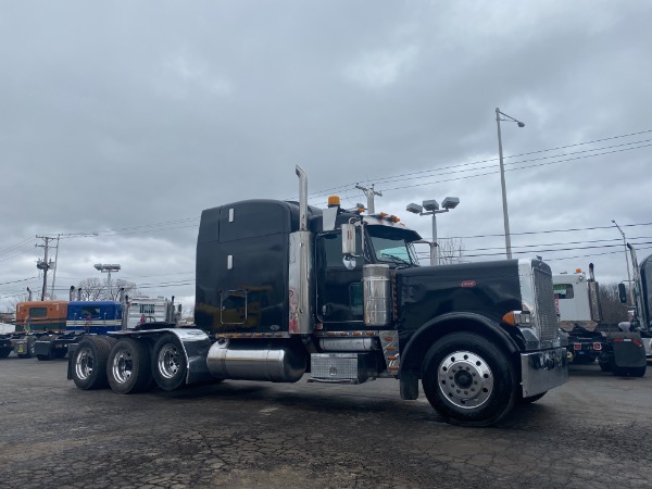 Used 2007 PETERBILT 379 for sale Sold at Chicago Motor Cars in West Chicago IL 60185 1