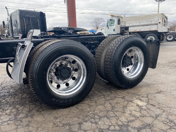 Used-2006-PETERBILT-379