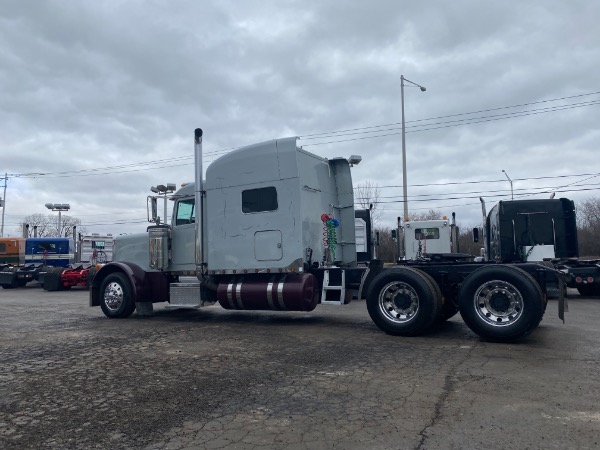 Used 2006 PETERBILT 379 for sale Sold at Chicago Motor Cars in West Chicago IL 60185 3