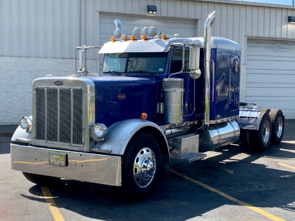 Used 2005 PETERBILT 379 Sleeper - CAT C15 - 475 HP for sale Sold at Chicago Motor Cars in West Chicago IL 60185 1