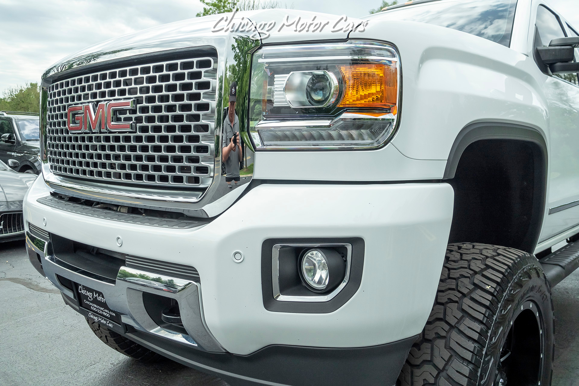 Used-2016-GMC-Sierra-2500HD-Denali-2500-Crew-Cab-Duramax-4x4---7-Inch-Lift