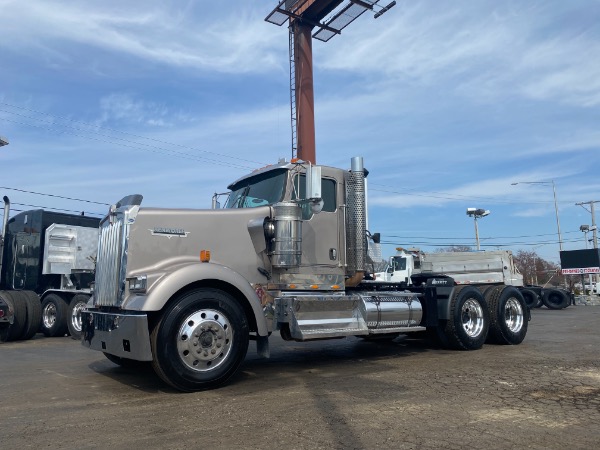 Used 2008 KENWORTH W900 for sale Sold at Chicago Motor Cars in West Chicago IL 60185 2