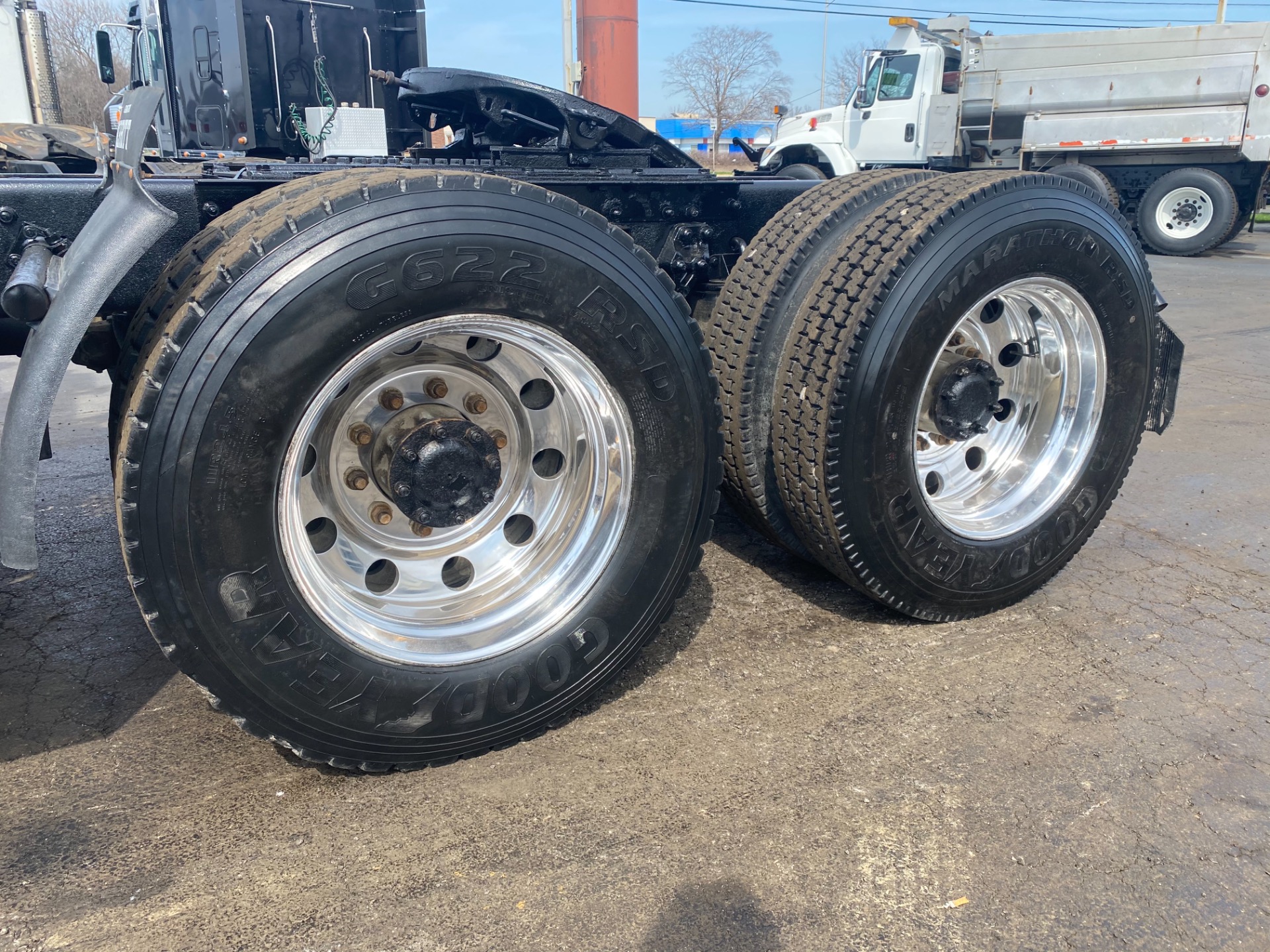 Used-2008-KENWORTH-W900