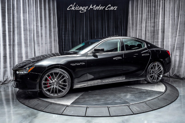 Used 2016 Maserati Ghibli S Q4 Sedan SPORT PACKAGE W/ 21-INCH WHEELS! LOADED! for sale Sold at Chicago Motor Cars in West Chicago IL 60185 1