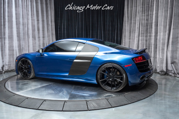 Used 2010 Audi R8 5.2 quattro for sale Sold at Chicago Motor Cars in West Chicago IL 60185 3
