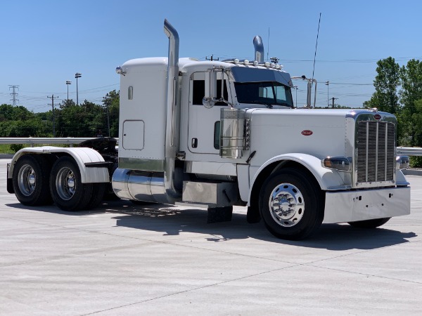 Used 2012 Peterbilt 389 SLEEPER *CANADIAN REGISTERED* *GLIDER* Detroit Series 60-500 HP *SHIPPING TO CANADA INCLUDED!* for sale Sold at Chicago Motor Cars in West Chicago IL 60185 3