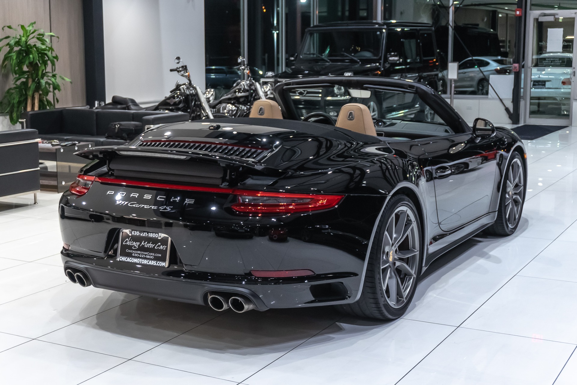 Used-2017-Porsche-911-Carrera-4S-Cabriolet-RARE-Manual-Transmission-140KMSRP