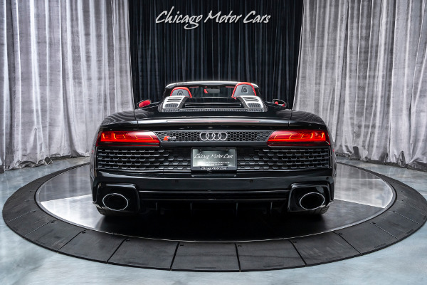 Used 2020 Audi R8 5.2L V10 Quattro Spyder Convertible MSRP $203k+ ONLY 2,700 MILES! for sale Sold at Chicago Motor Cars in West Chicago IL 60185 4