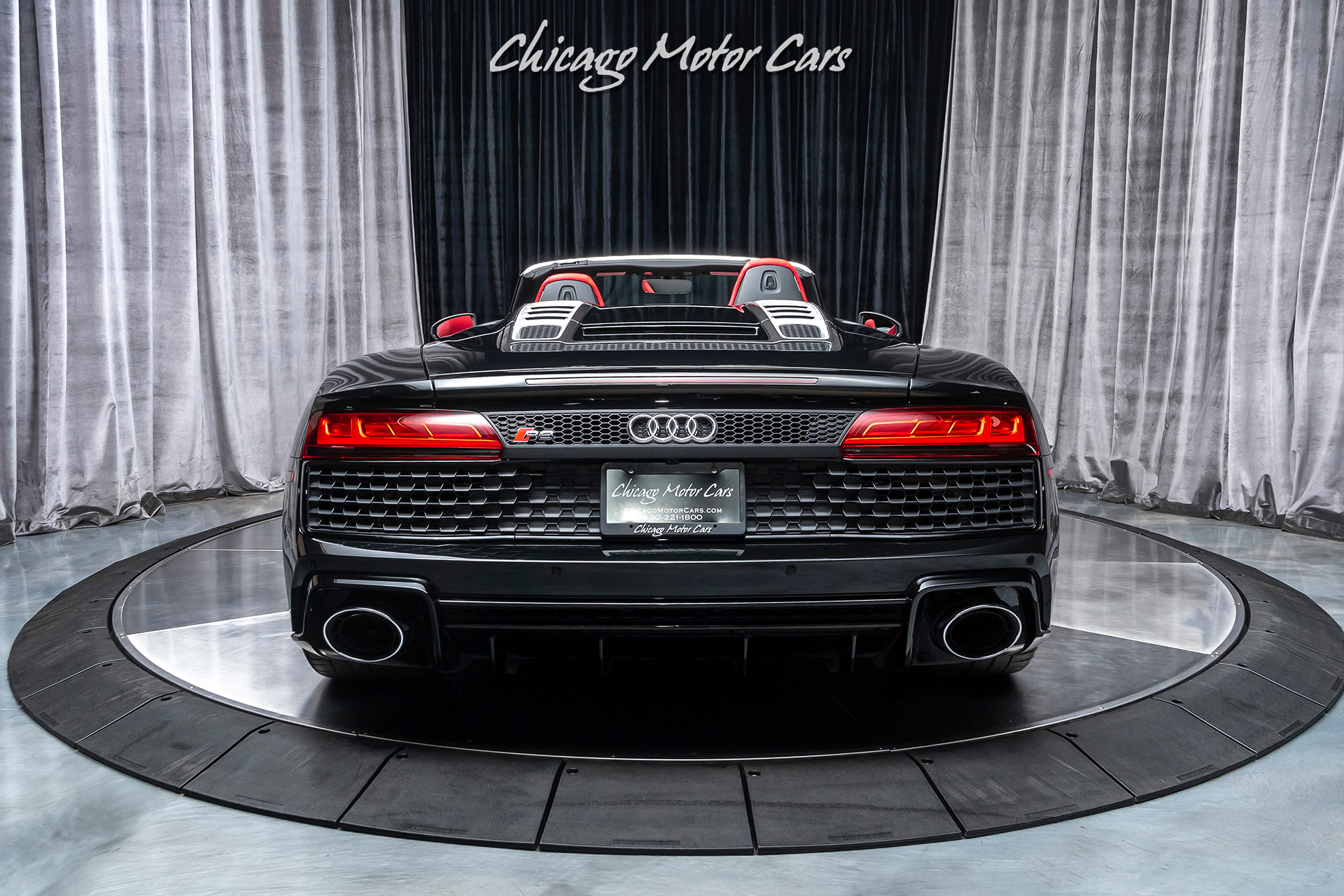 Used-2020-Audi-R8-52L-V10-Quattro-Spyder-Convertible-MSRP-203k-ONLY-2700-MILES