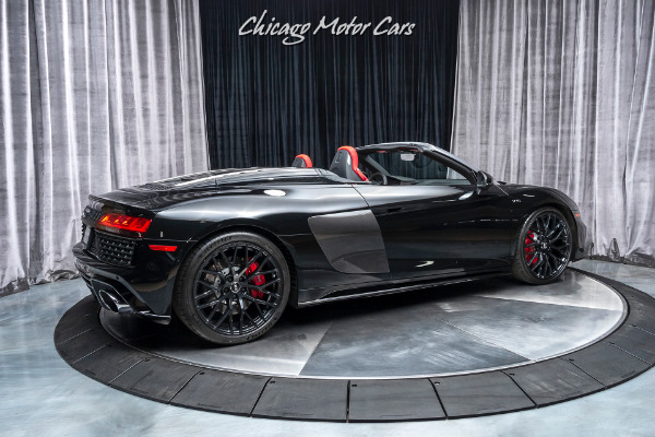 Used-2020-Audi-R8-52L-V10-Quattro-Spyder-Convertible-MSRP-203k-ONLY-2700-MILES