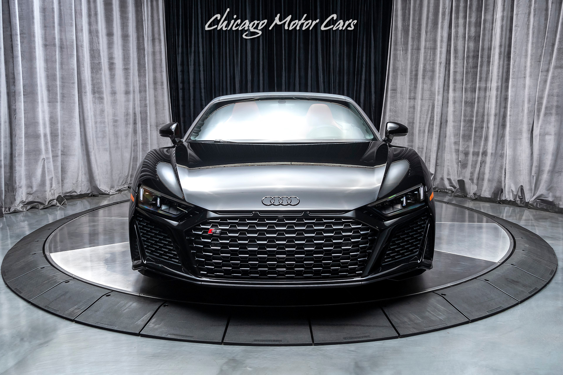 Used-2020-Audi-R8-52L-V10-Quattro-Spyder-Convertible-MSRP-203k-ONLY-2700-MILES