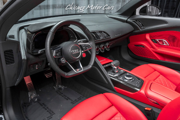 Used-2020-Audi-R8-52L-V10-Quattro-Spyder-Convertible-MSRP-203k-ONLY-2700-MILES