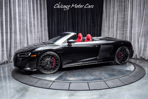 Used 2020 Audi R8 5.2L V10 Quattro Spyder Convertible MSRP $203k+ ONLY 2,700 MILES! for sale Sold at Chicago Motor Cars in West Chicago IL 60185 1