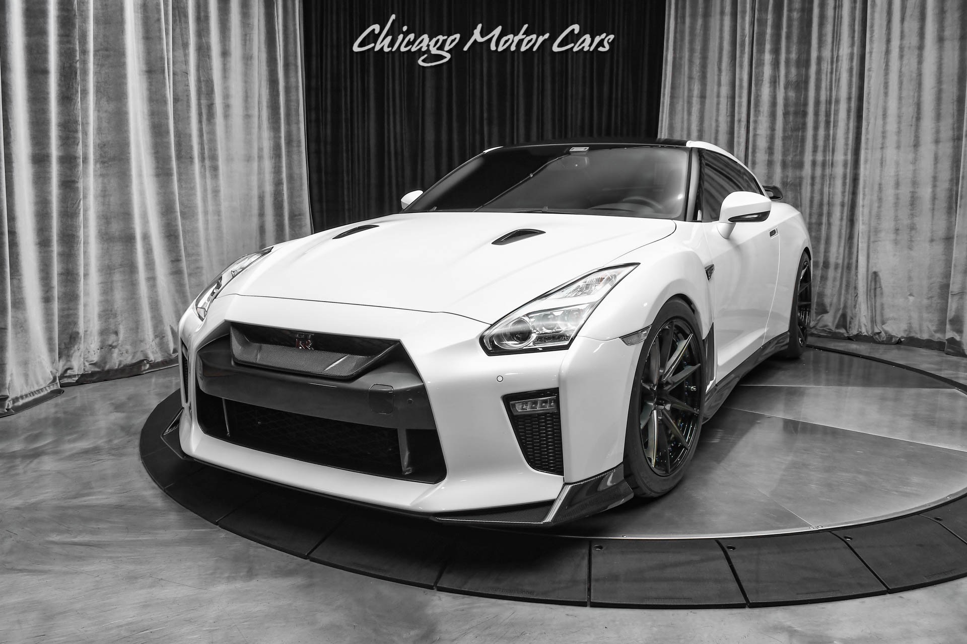 Used-2017-Nissan-GT-R-Premium-Coupe-1225WHP-MOTEC-ECU-AND-DASH-T1---AMS