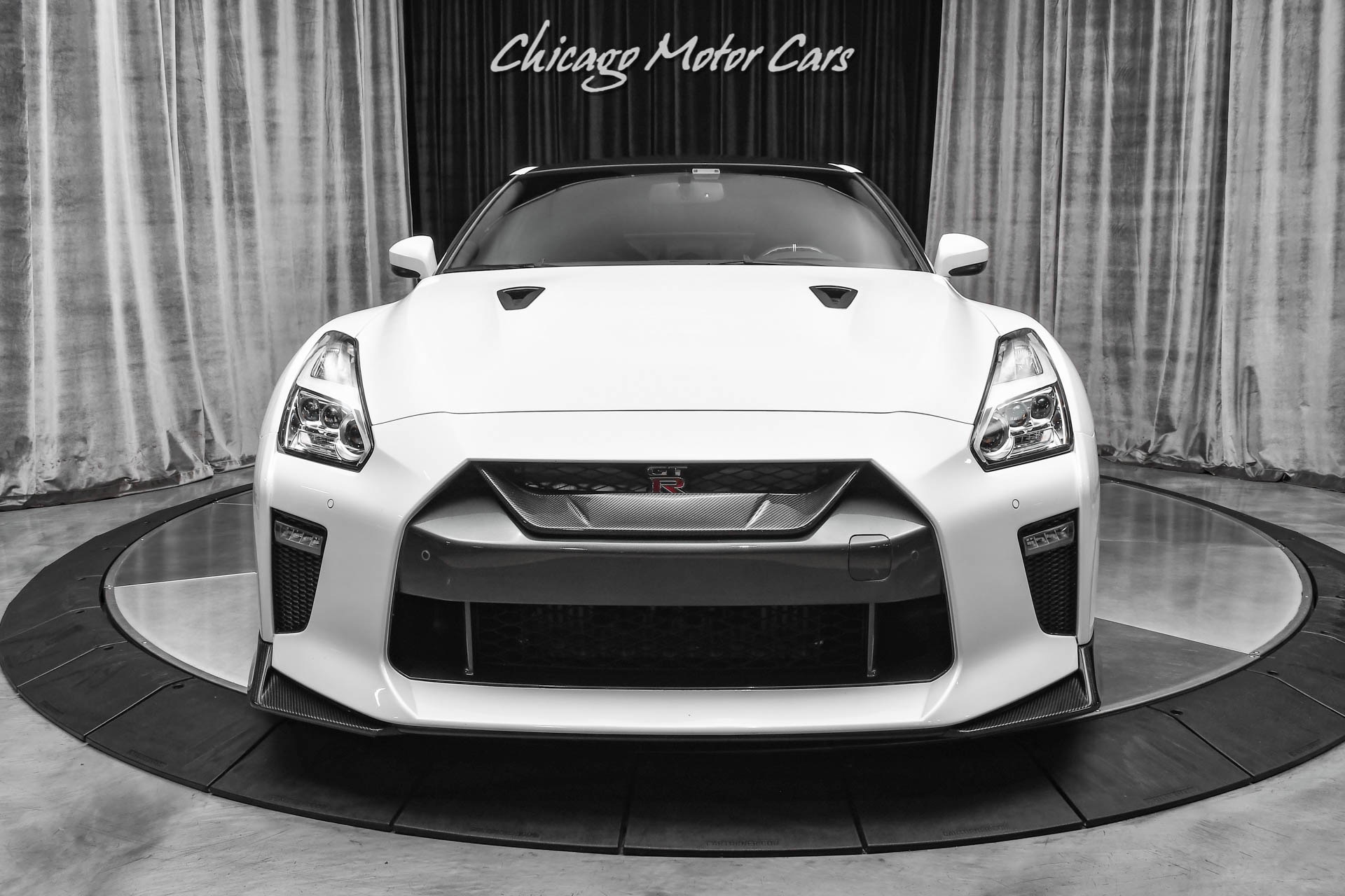 Used-2017-Nissan-GT-R-Premium-Coupe-1225WHP-MOTEC-ECU-AND-DASH-T1---AMS