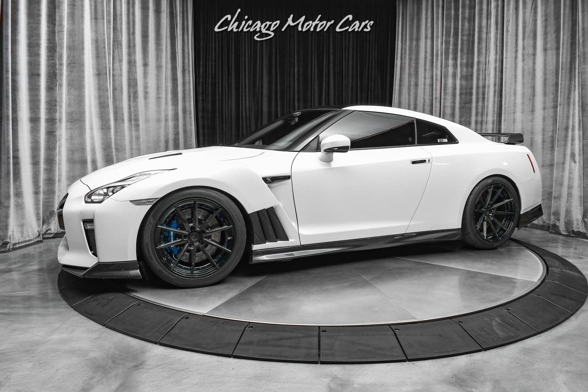 Used-2017-Nissan-GT-R-Premium-Coupe-1225WHP-MOTEC-ECU-AND-DASH-T1---AMS