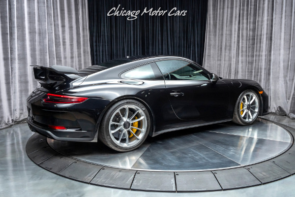 Used 2019 Porsche 911 GT3 Coupe MSRP $183K+ 1K MILES! MANUAL TRANS! ENTIRE CAR PROTECTION! for sale Sold at Chicago Motor Cars in West Chicago IL 60185 5