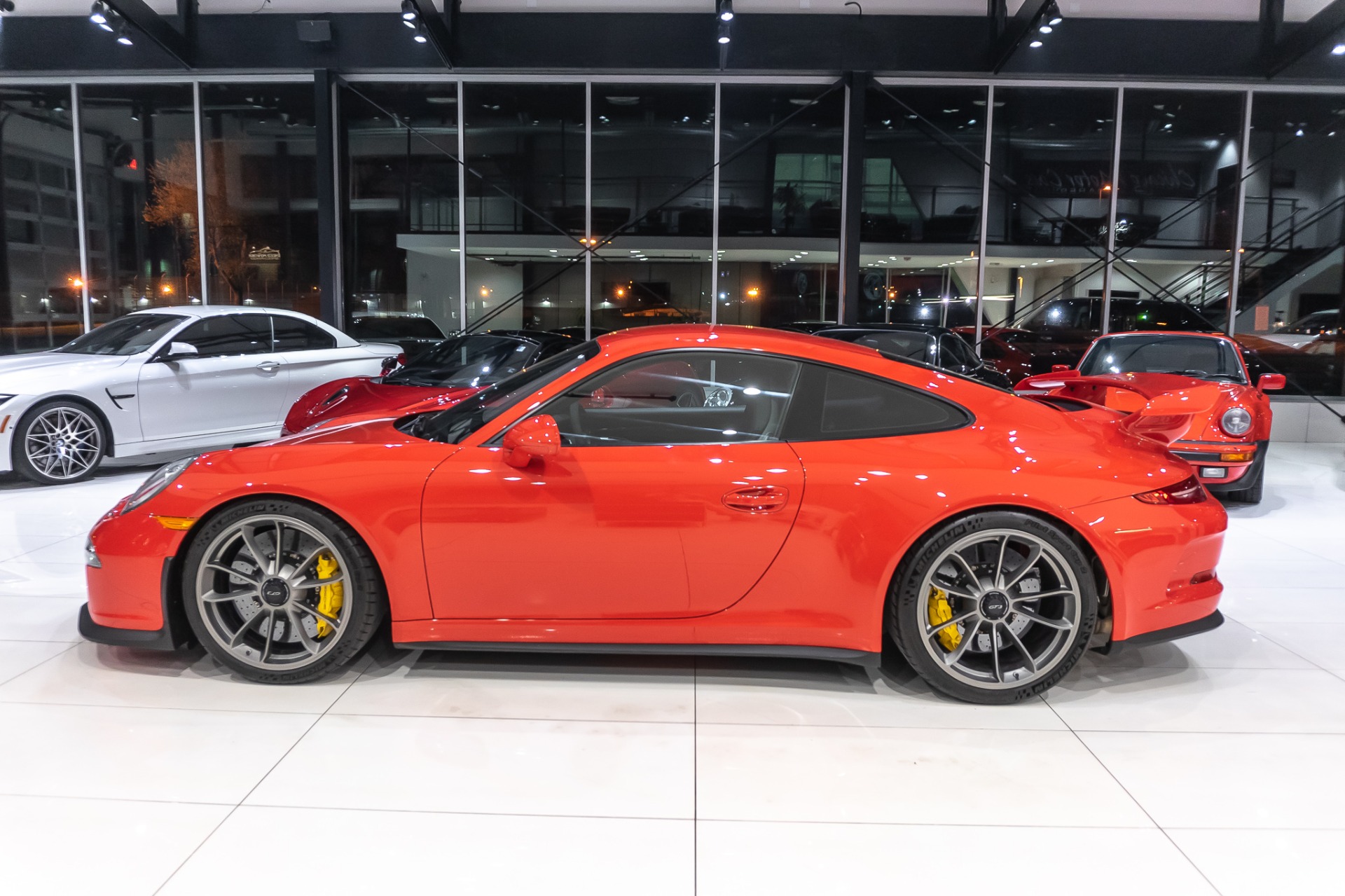 Used-2014-Porsche-911-GT3-CARBON-CERAMIC-BRAKES-144kMSRP-ONLY-8K-MILES