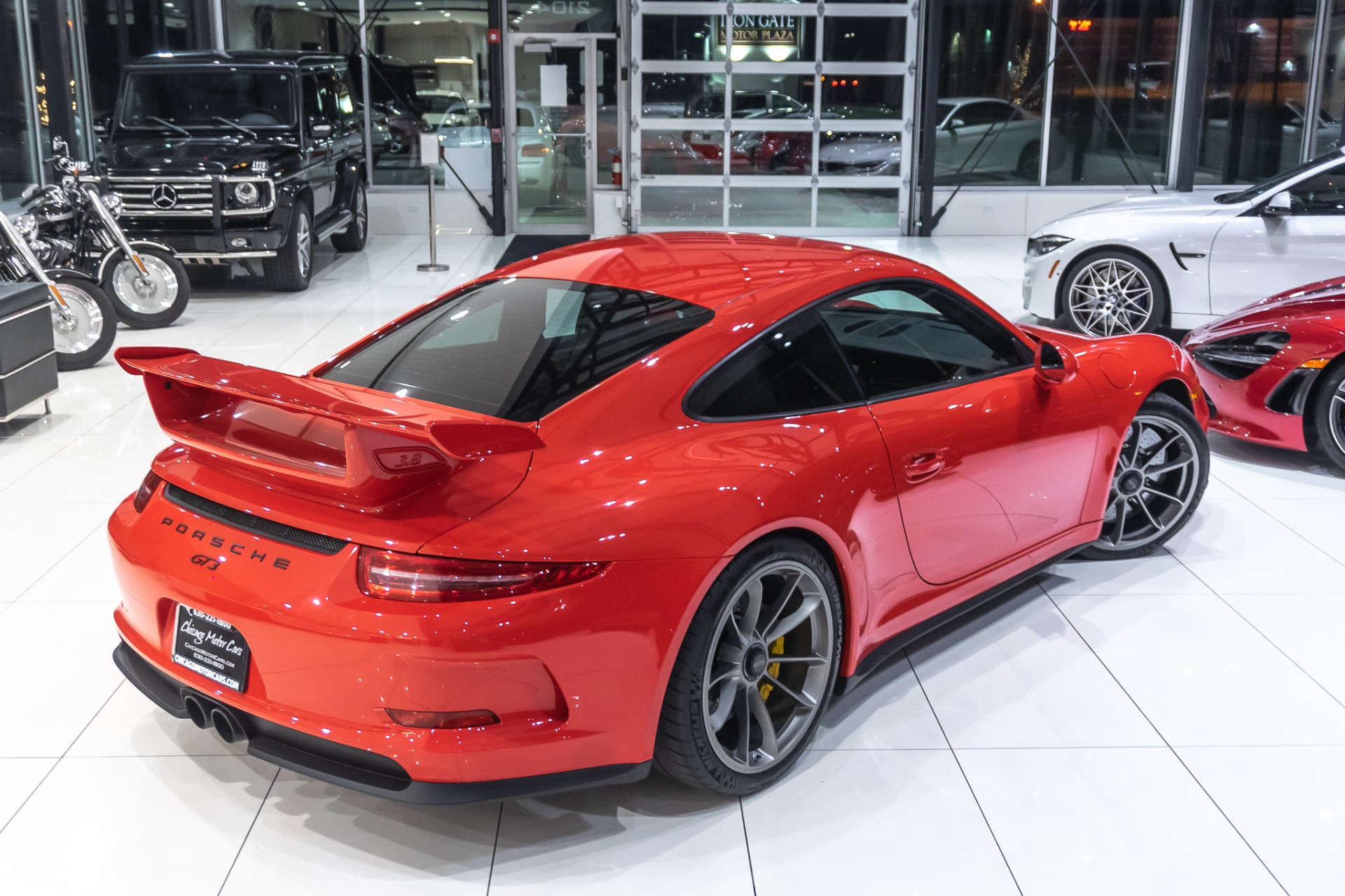 Used-2014-Porsche-911-GT3-CARBON-CERAMIC-BRAKES-144kMSRP-ONLY-8K-MILES