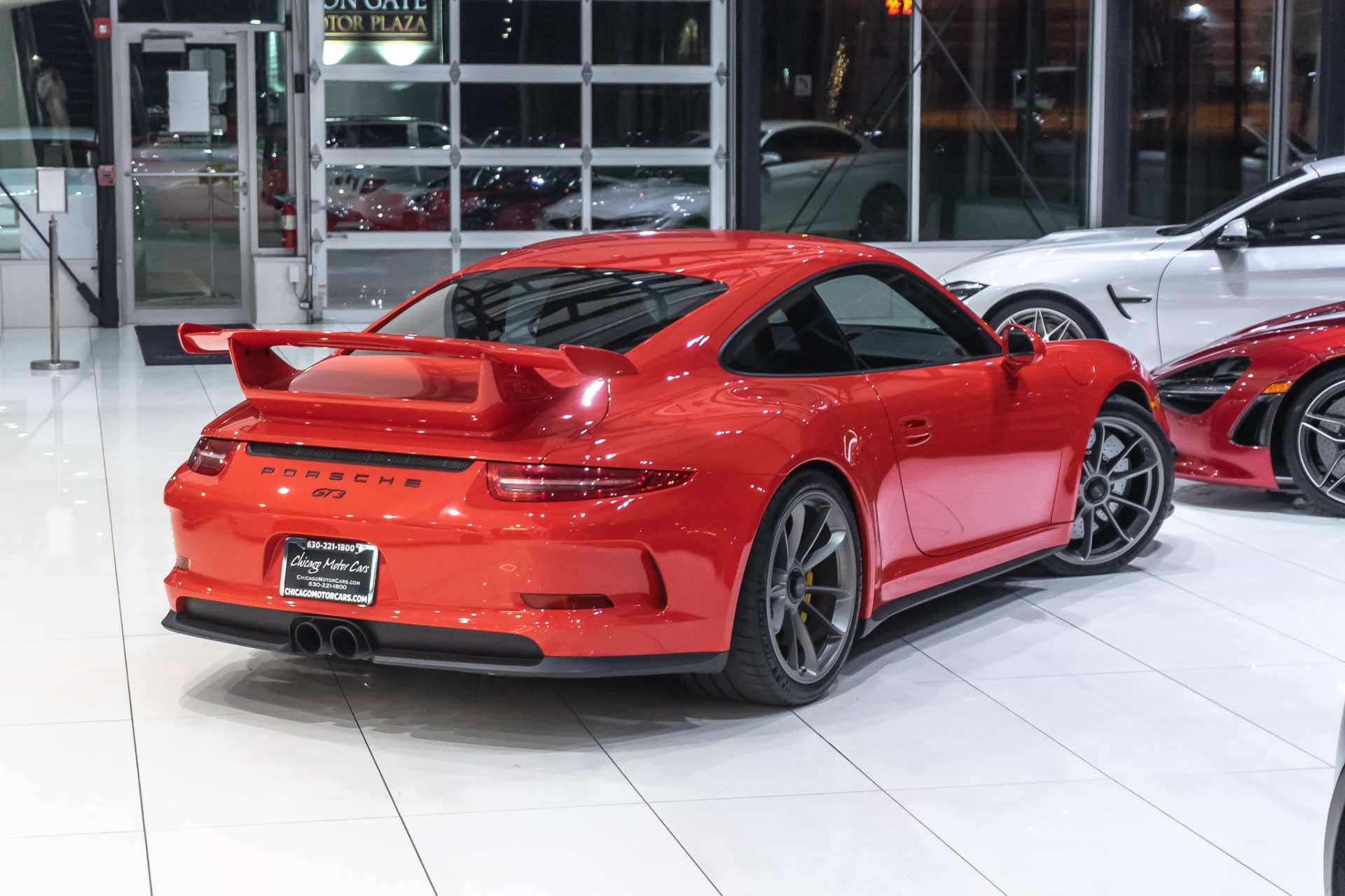 Used-2014-Porsche-911-GT3-CARBON-CERAMIC-BRAKES-144kMSRP-ONLY-8K-MILES