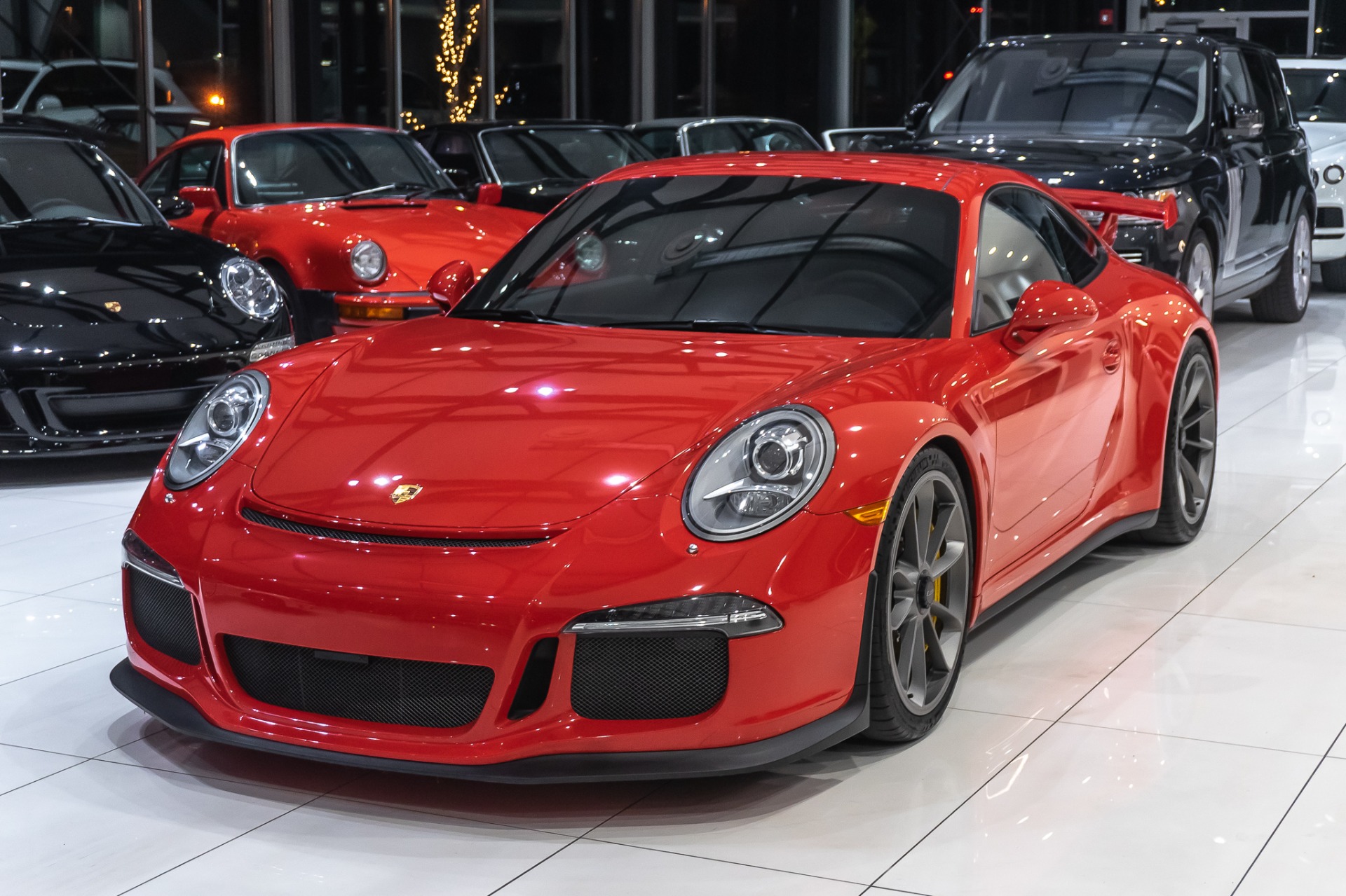 Used-2014-Porsche-911-GT3-CARBON-CERAMIC-BRAKES-144kMSRP-ONLY-8K-MILES